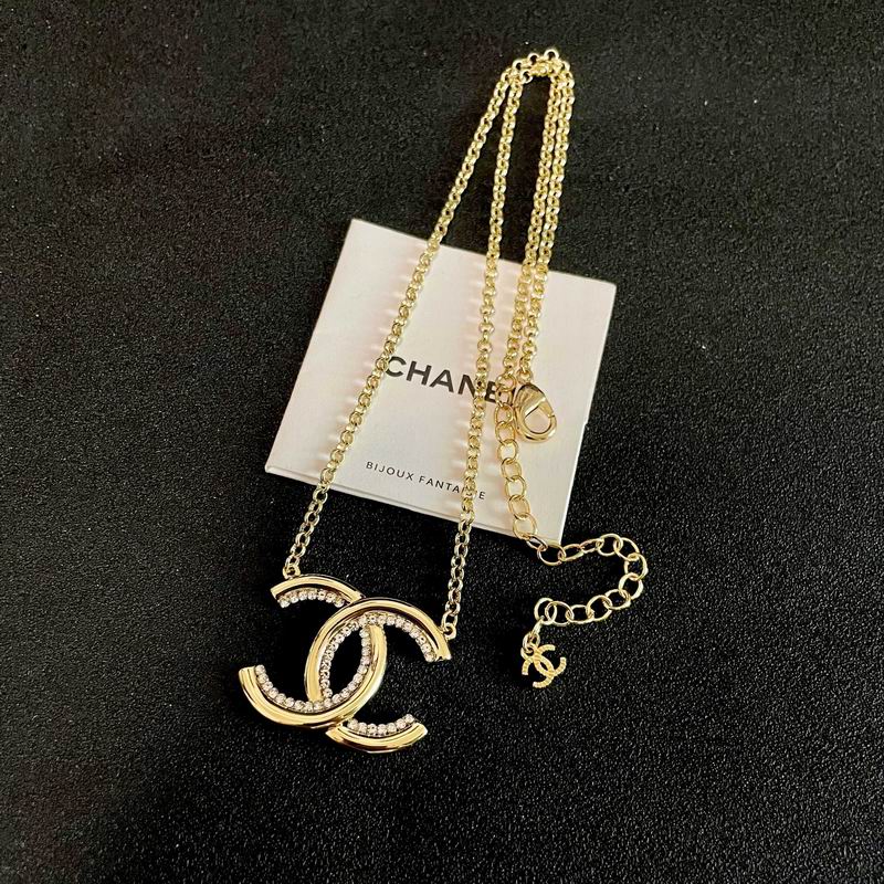 Chanel Necklace 04yxs168